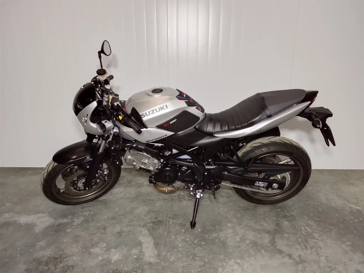 Suzuki SV650