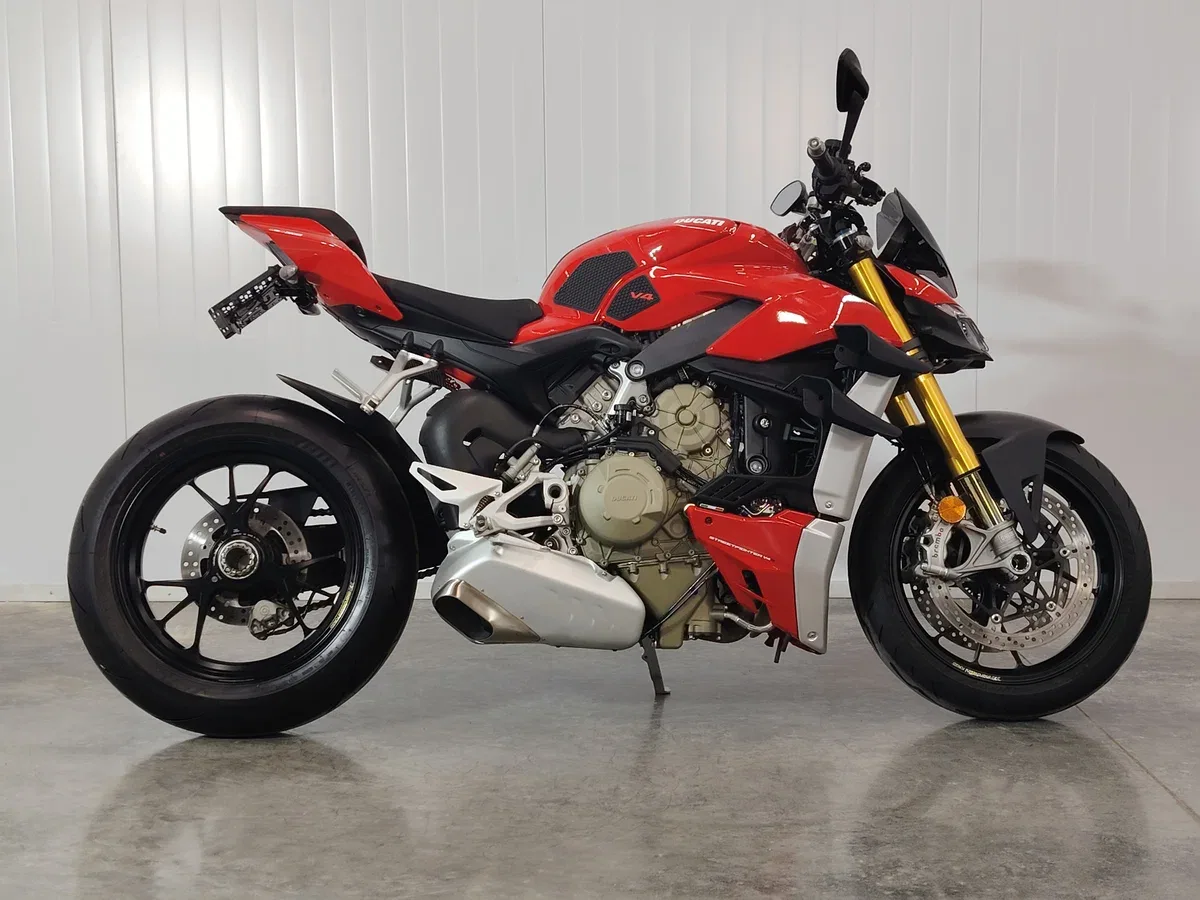 Ducati Streetfighter V4