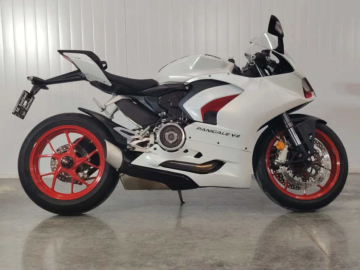 Ducati Panigale V2