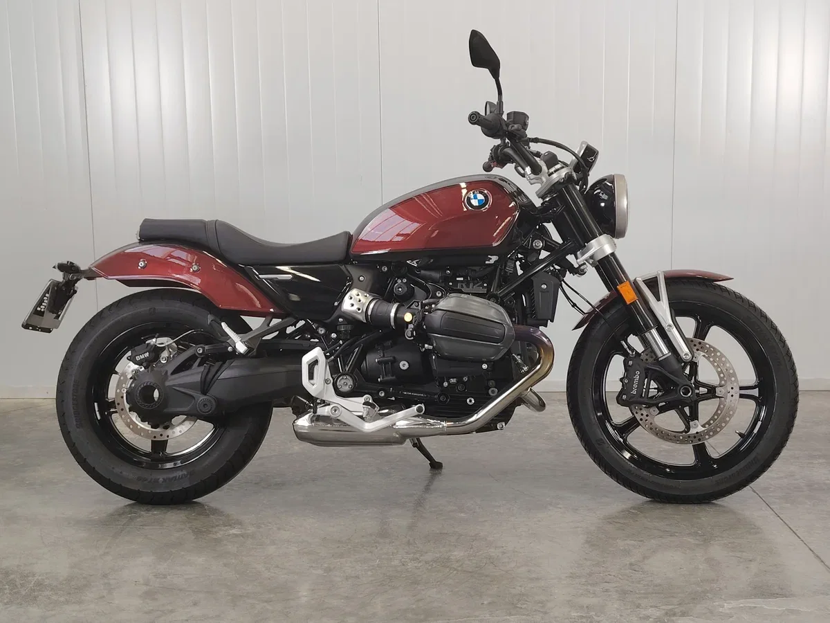 BMW R 12