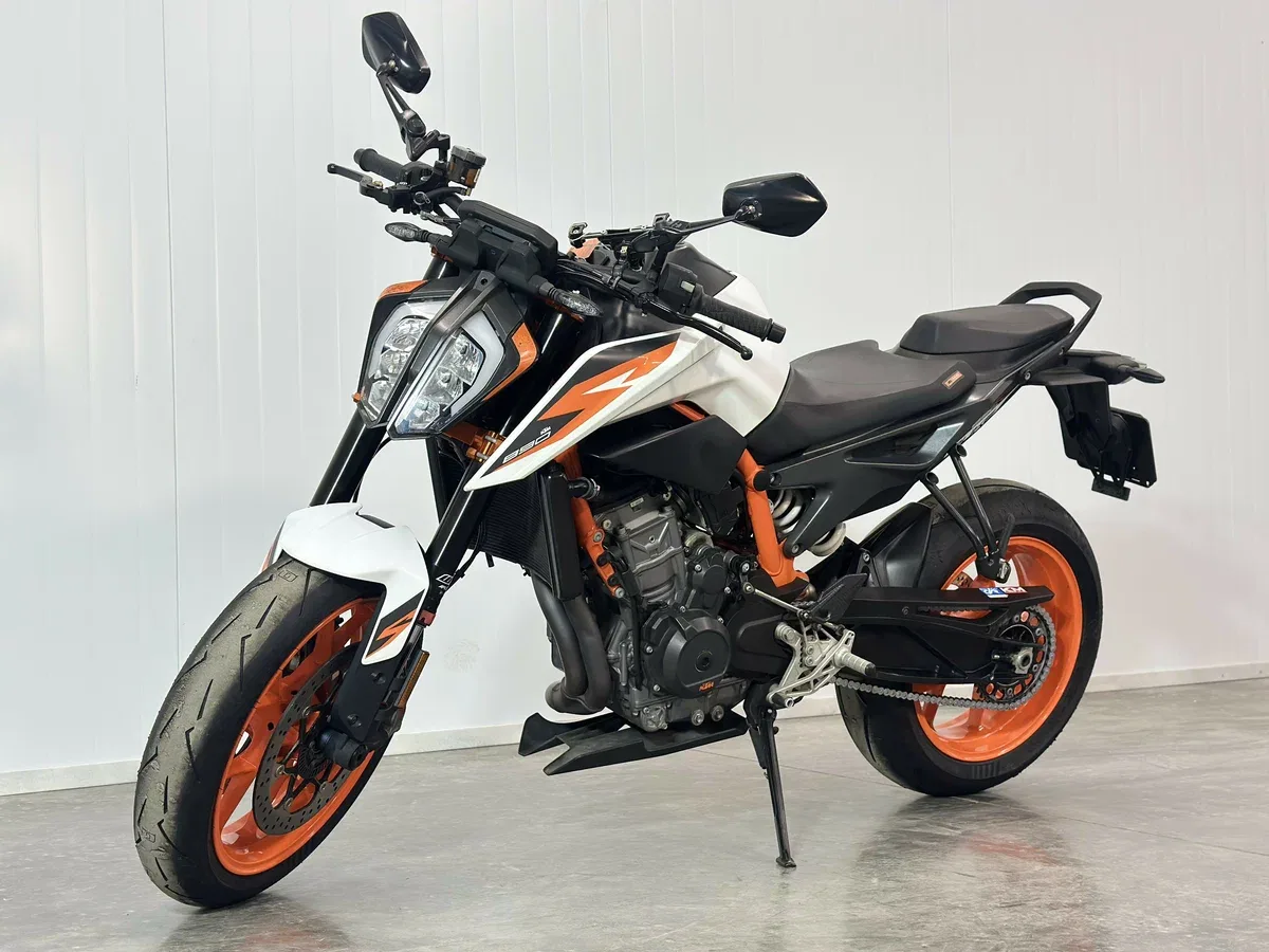KTM AG 890 Duke R