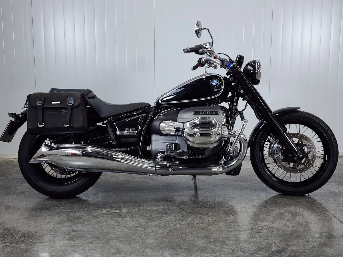 BMW R18