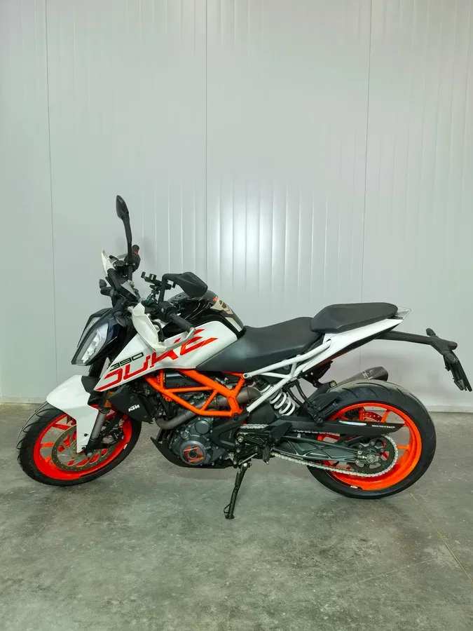 KTM AG 390 Duke