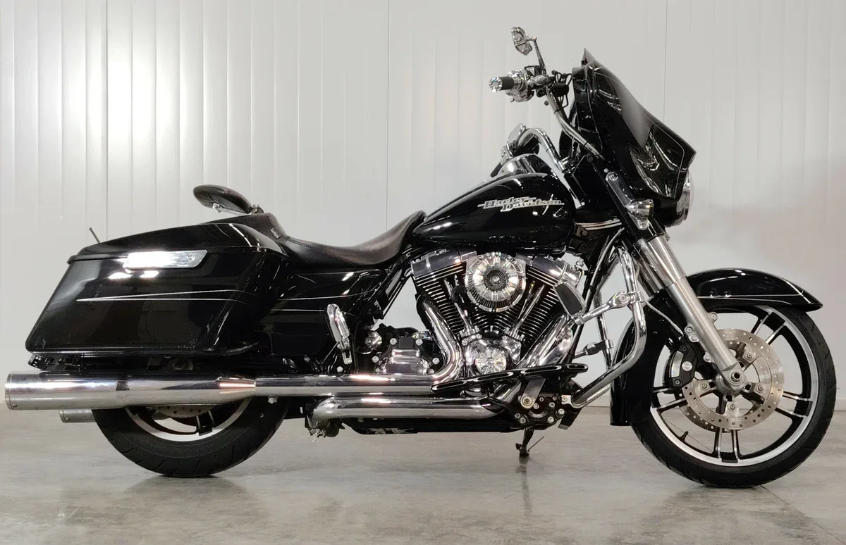 Harley-Davidson Street Glide Special
