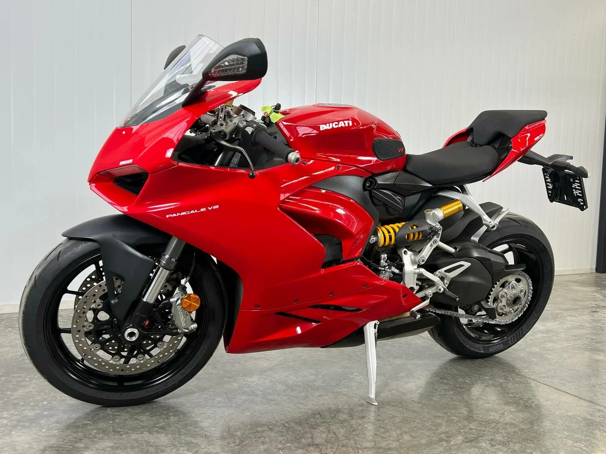 Ducati Panigale V2