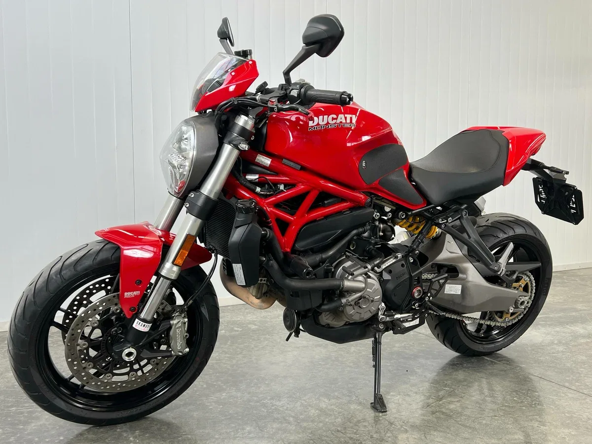 Ducati Monster 821