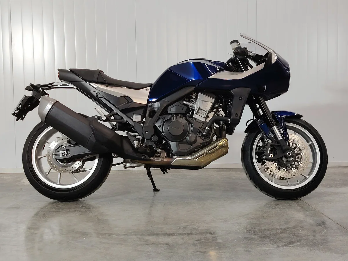 Honda Hawk 11