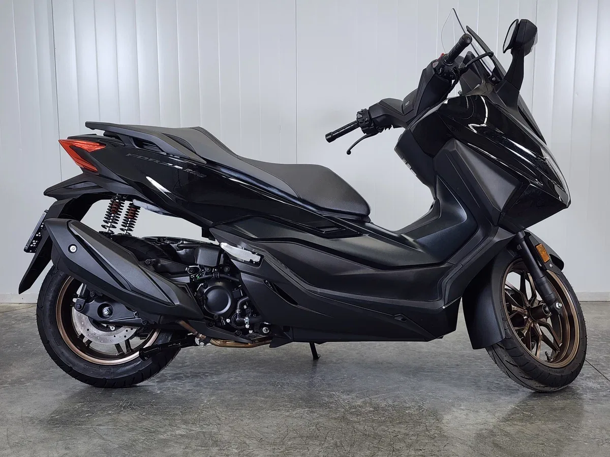 Honda Forza
