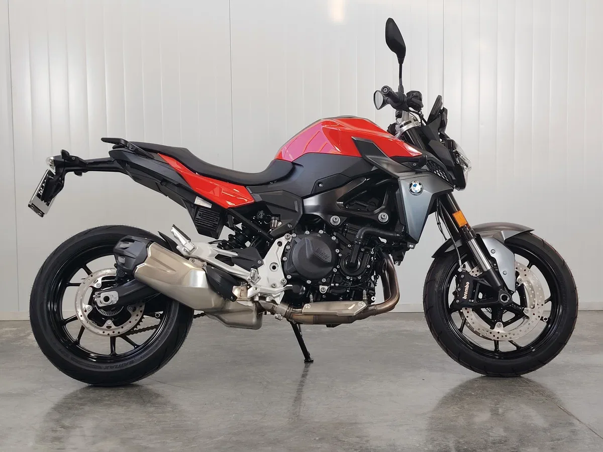 BMW F 900 R