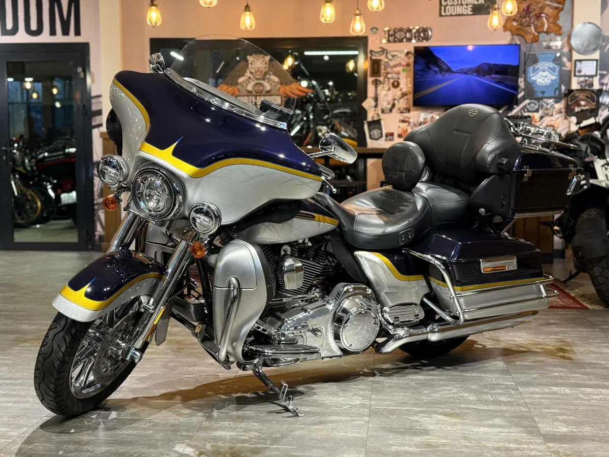 Harley-Davidson CVO Limited