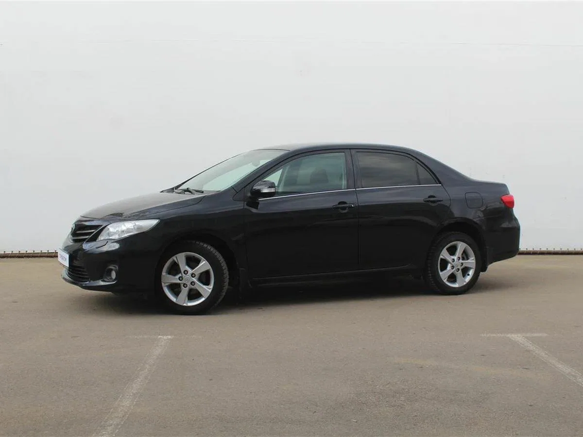 Toyota Corolla X (E140, E150) Рестайлинг