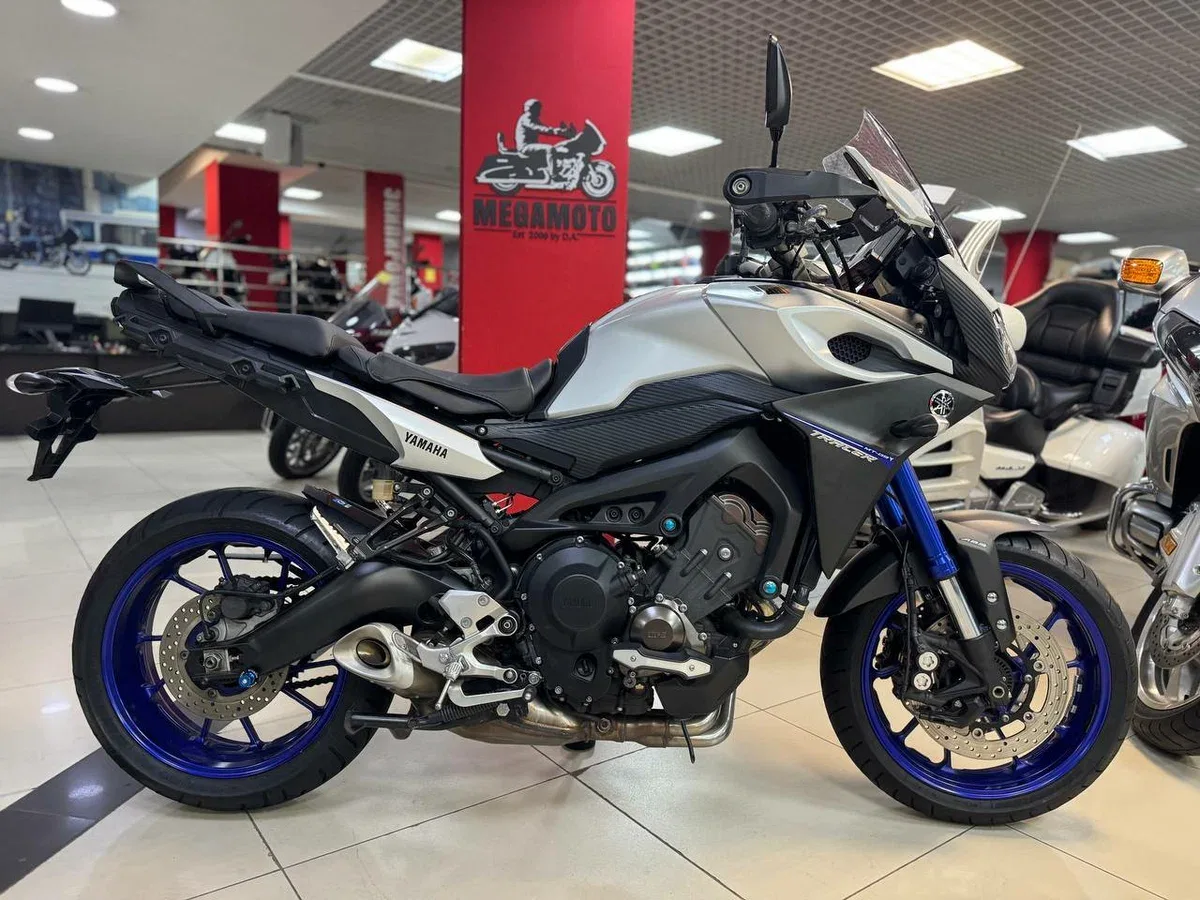 Yamaha MT-09 Tracer