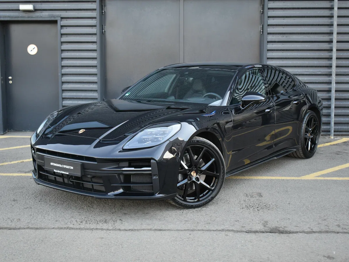 Porsche Panamera III