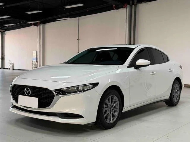Mazda 3 IV (BP)