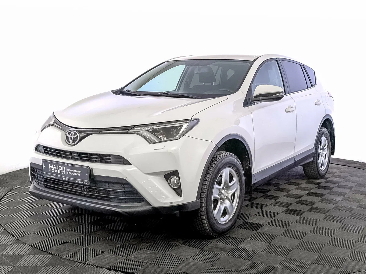 Toyota RAV4 IV (XA40) Рестайлинг