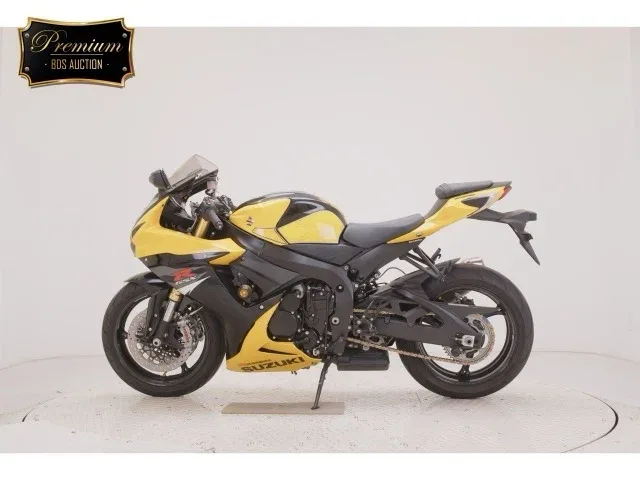 Suzuki GSX-R750
