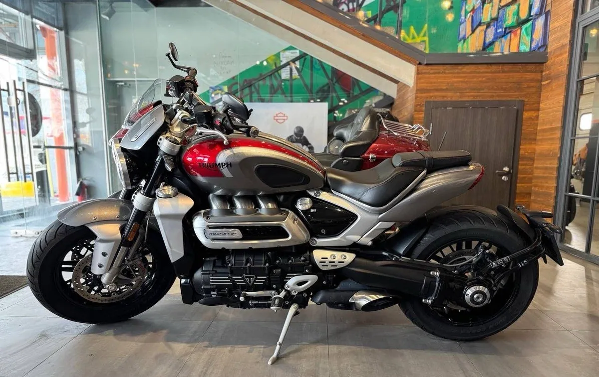 Triumph Rocket 3