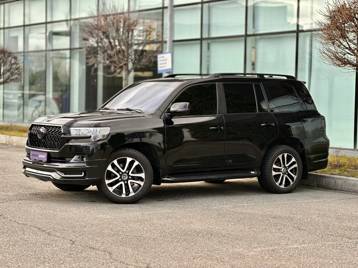Toyota Land Cruiser 200 Series Рестайлинг 2