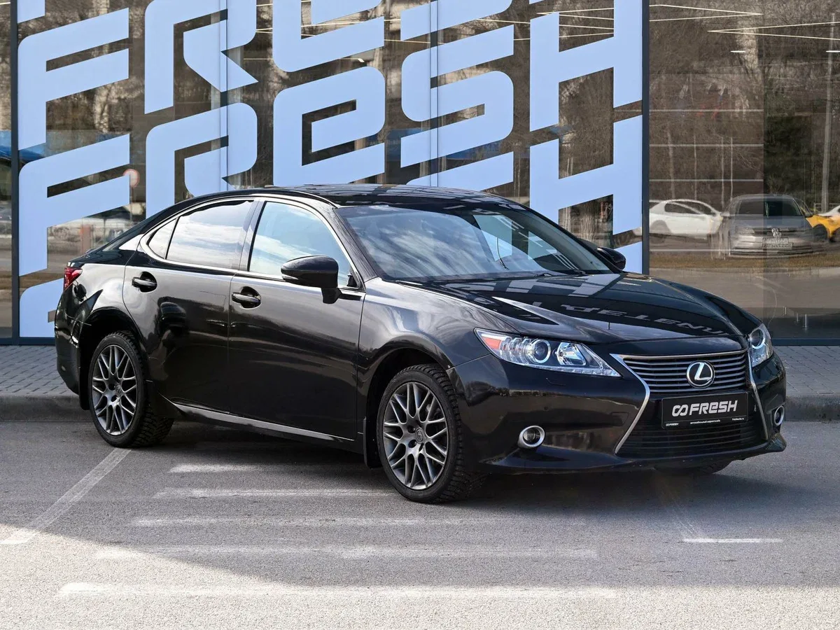 Lexus ES VI