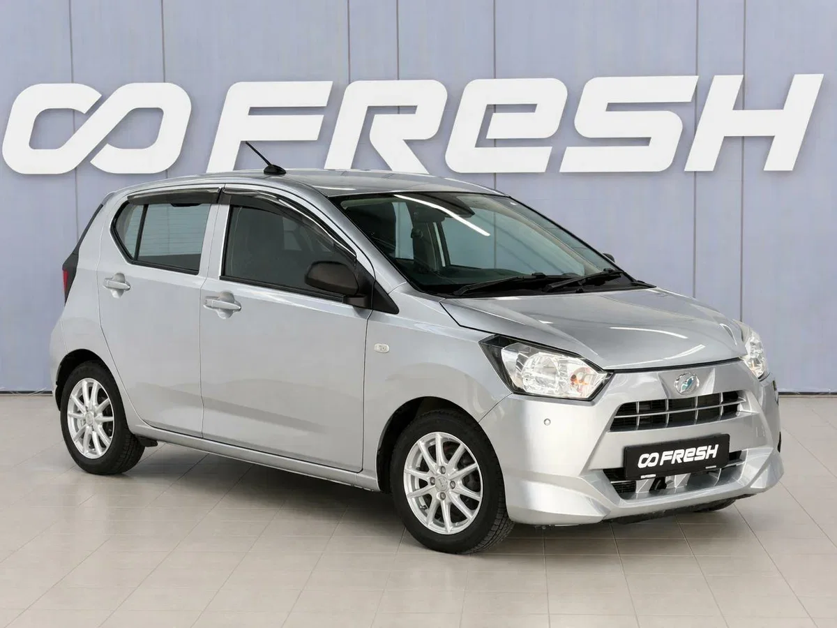 Daihatsu Mira e:S II
