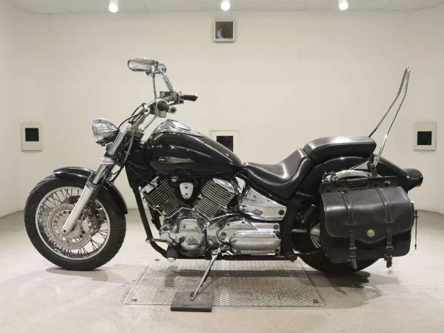 Yamaha XVS1100 Drag Star