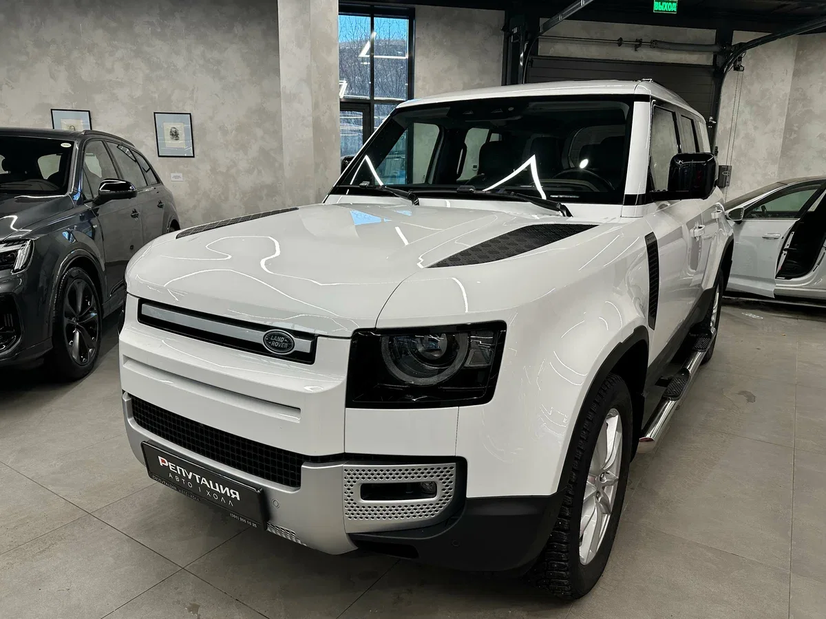 Land Rover Defender II