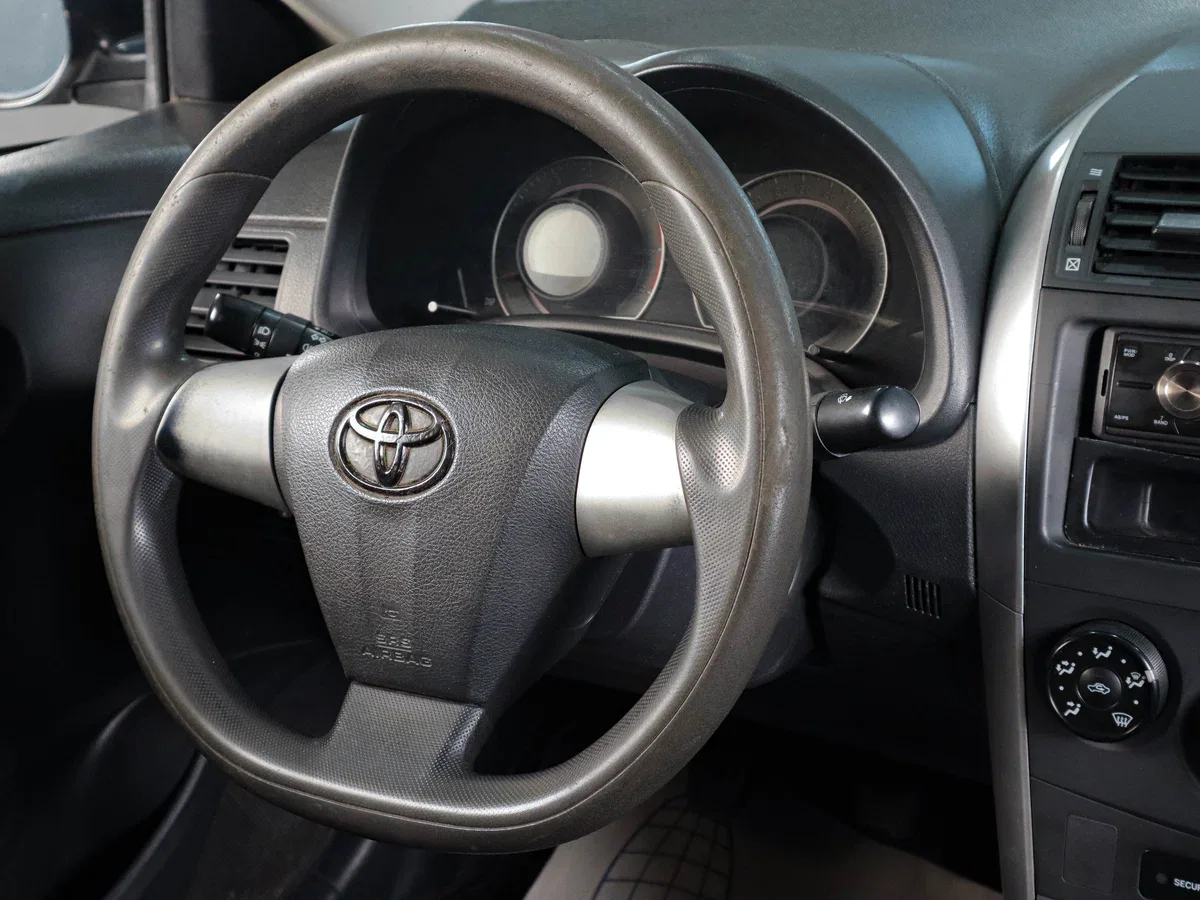 Toyota Corolla X (E140, E150) Рестайлинг