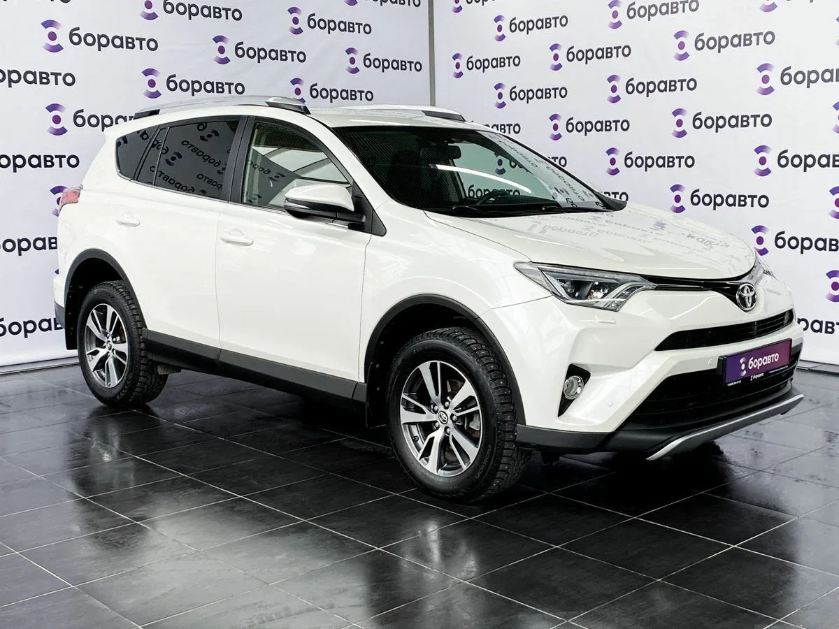 Toyota RAV4 IV (XA40) Рестайлинг