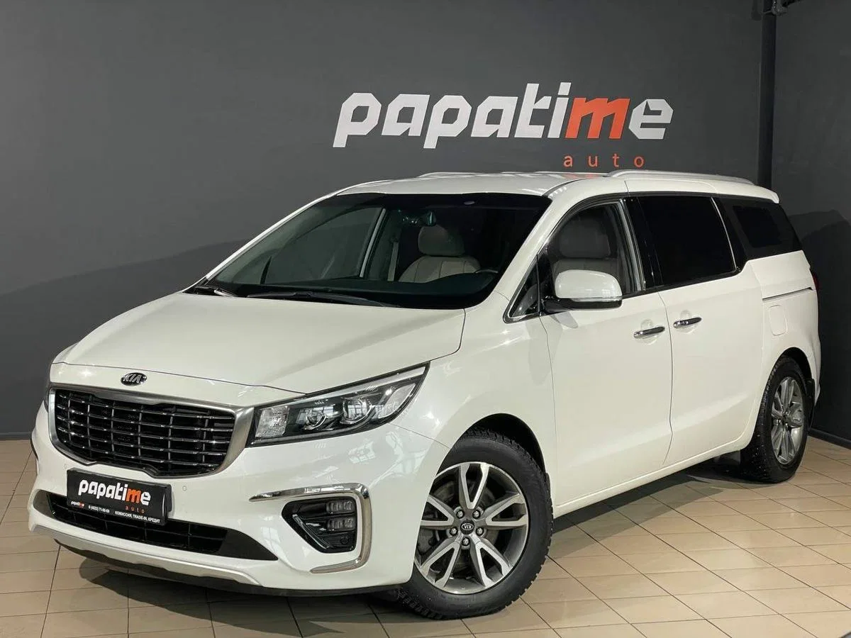 Kia Carnival III