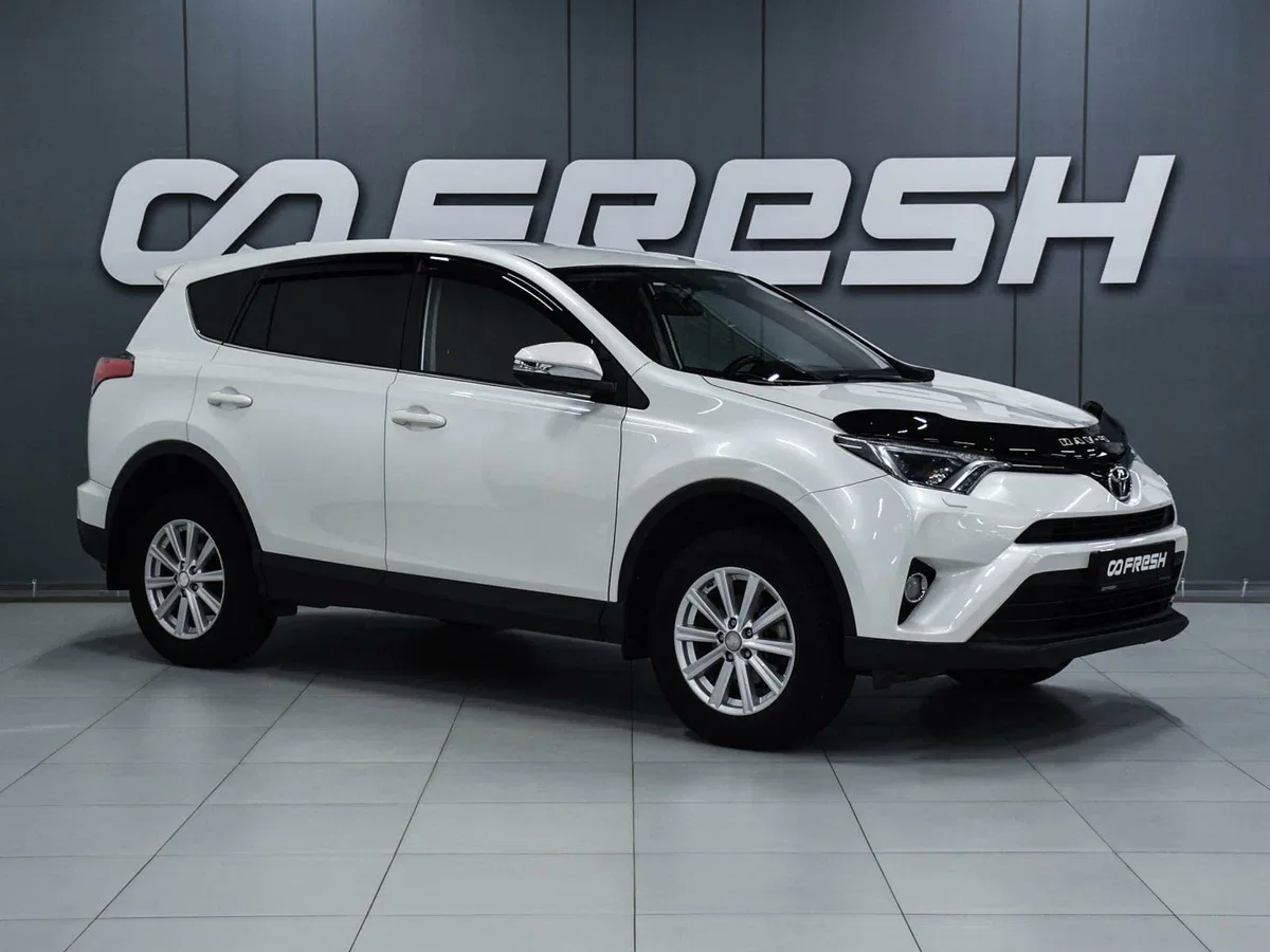 Toyota RAV4 IV (XA40) Рестайлинг