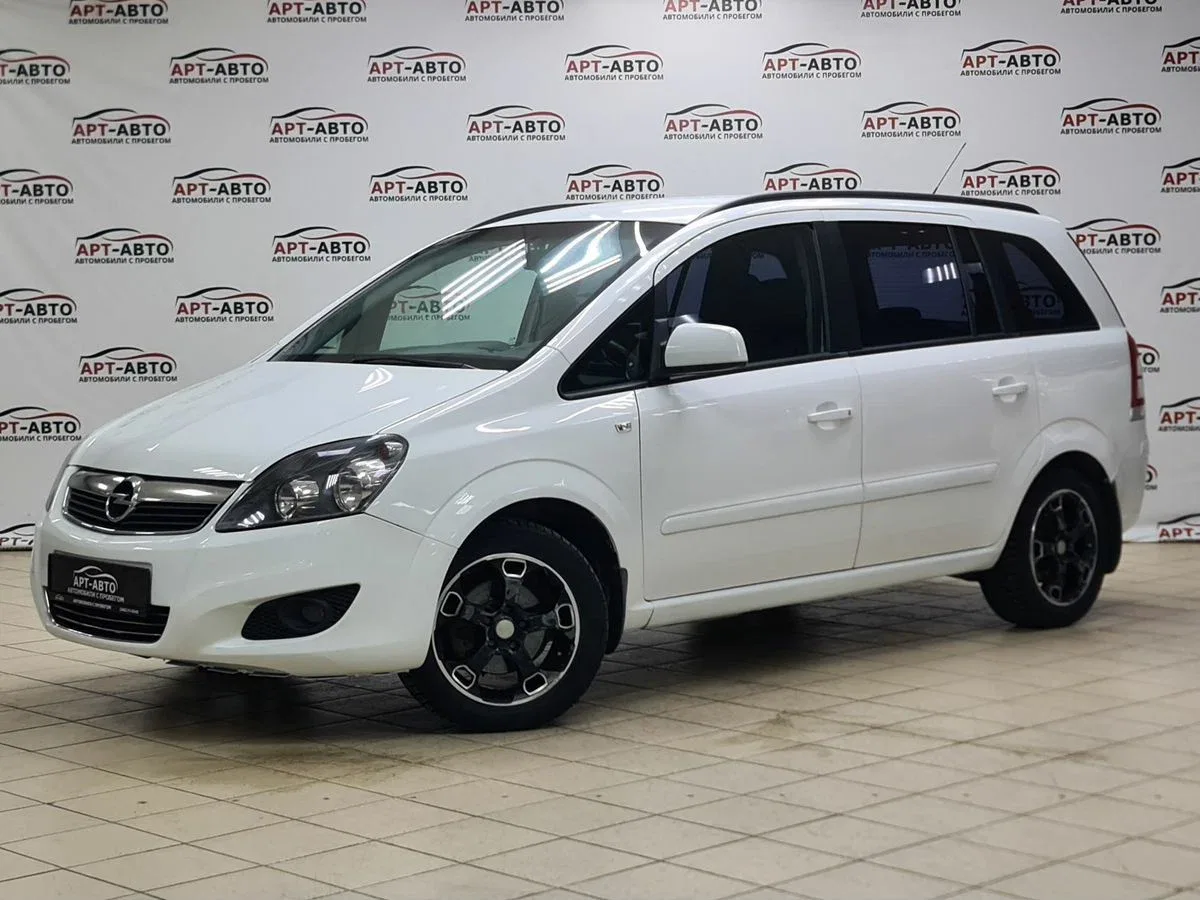 Opel Zafira B Рестайлинг