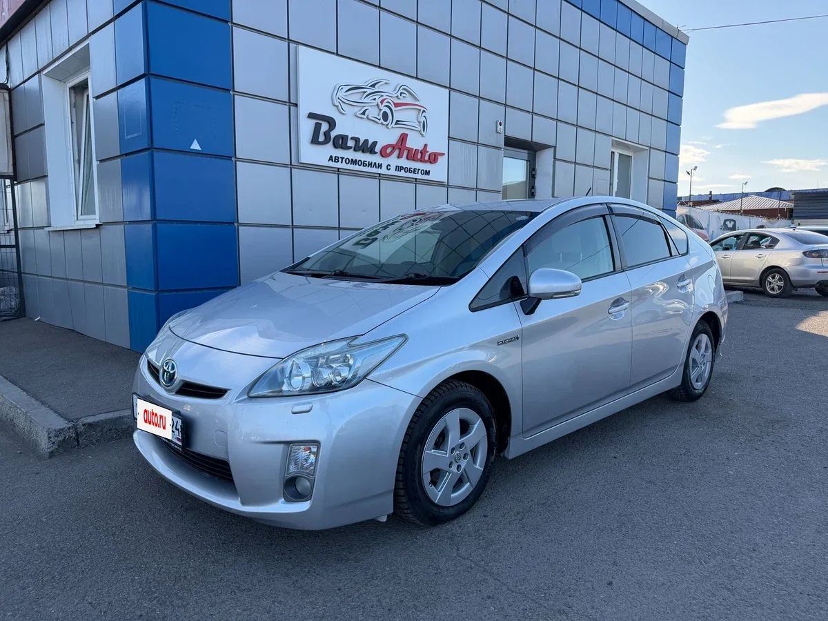 Toyota Prius III (XW30)