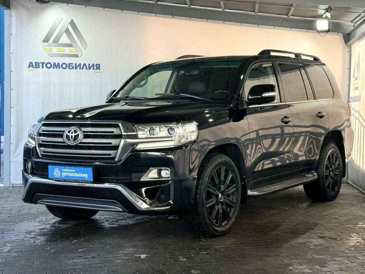 Toyota Land Cruiser 200 Series Рестайлинг 2