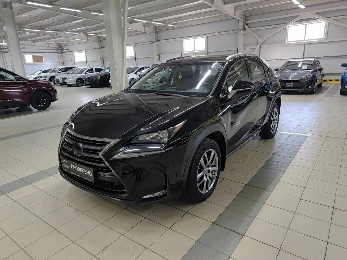 Lexus NX I
