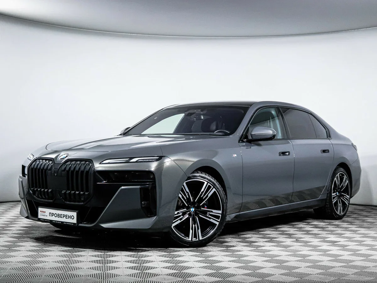 BMW 7 серии VII (G70)