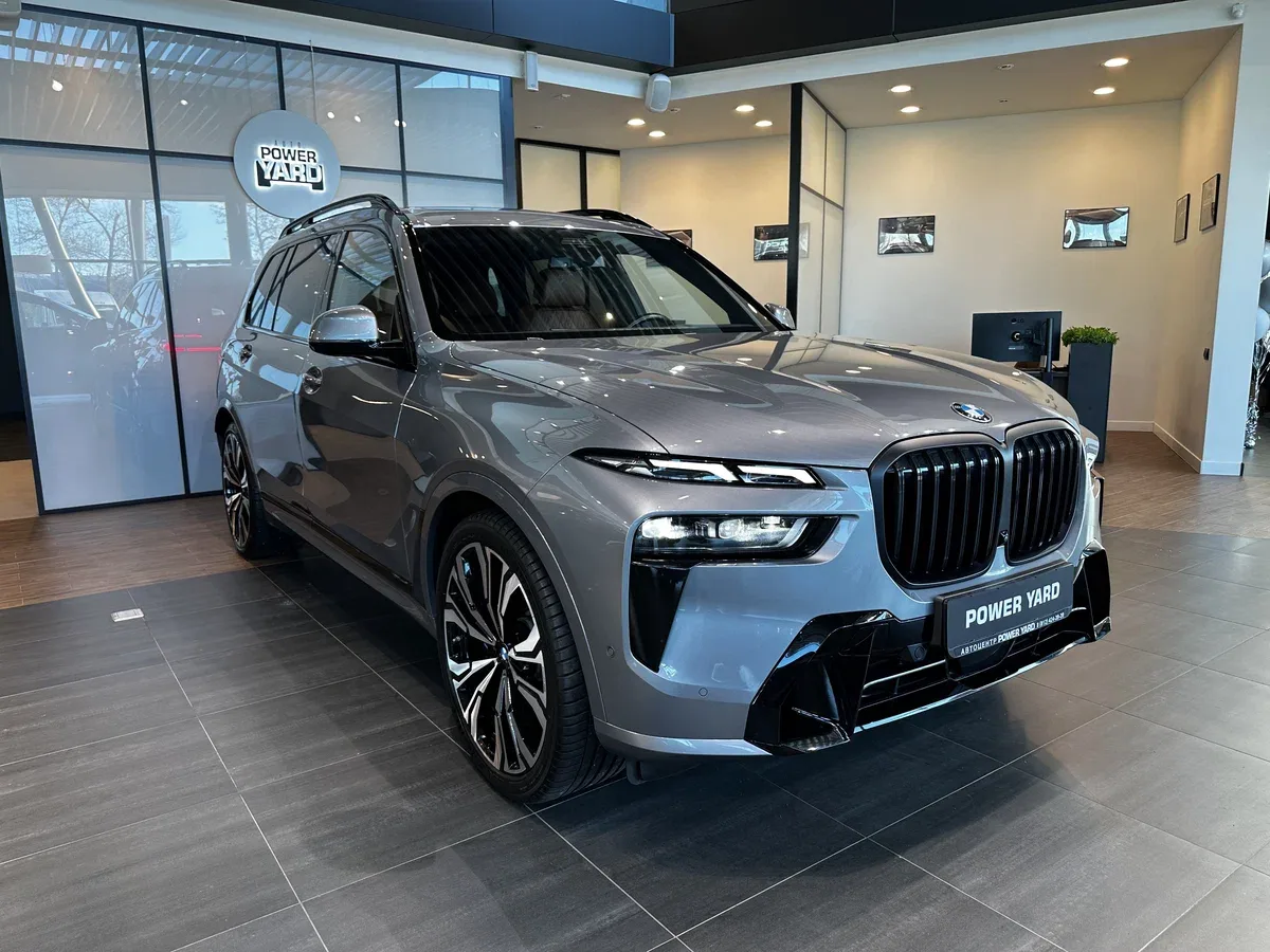 BMW X7 I (G07) Рестайлинг