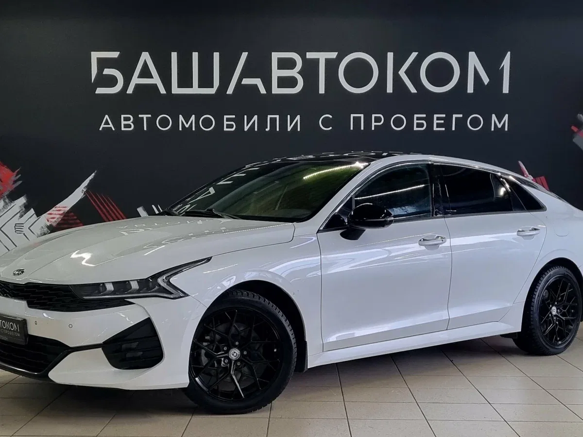 Kia K5 III