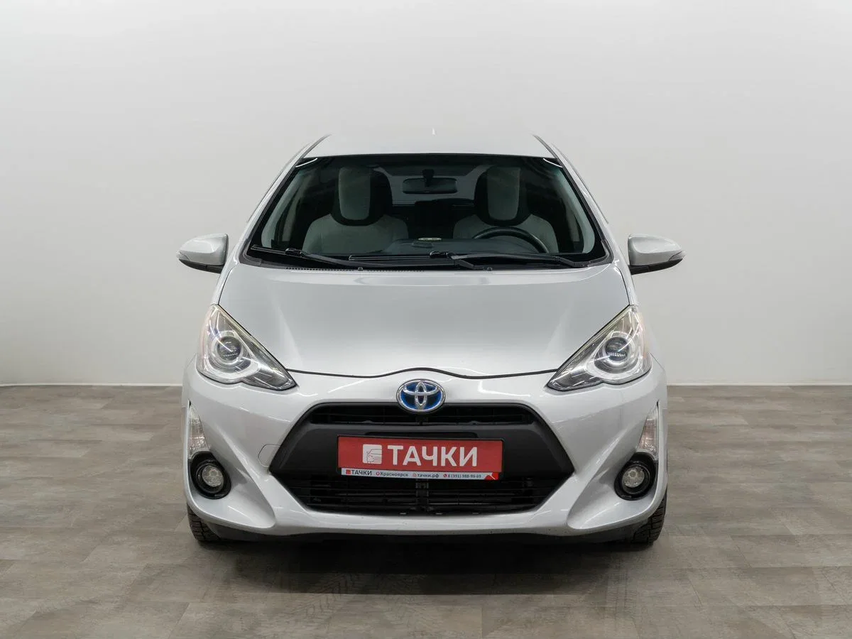 Toyota Prius c I Рестайлинг