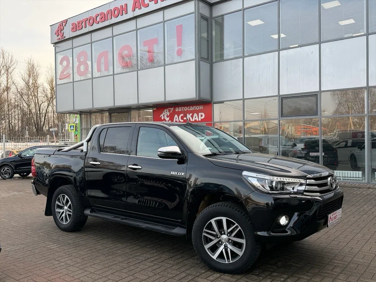Toyota Hilux VIII