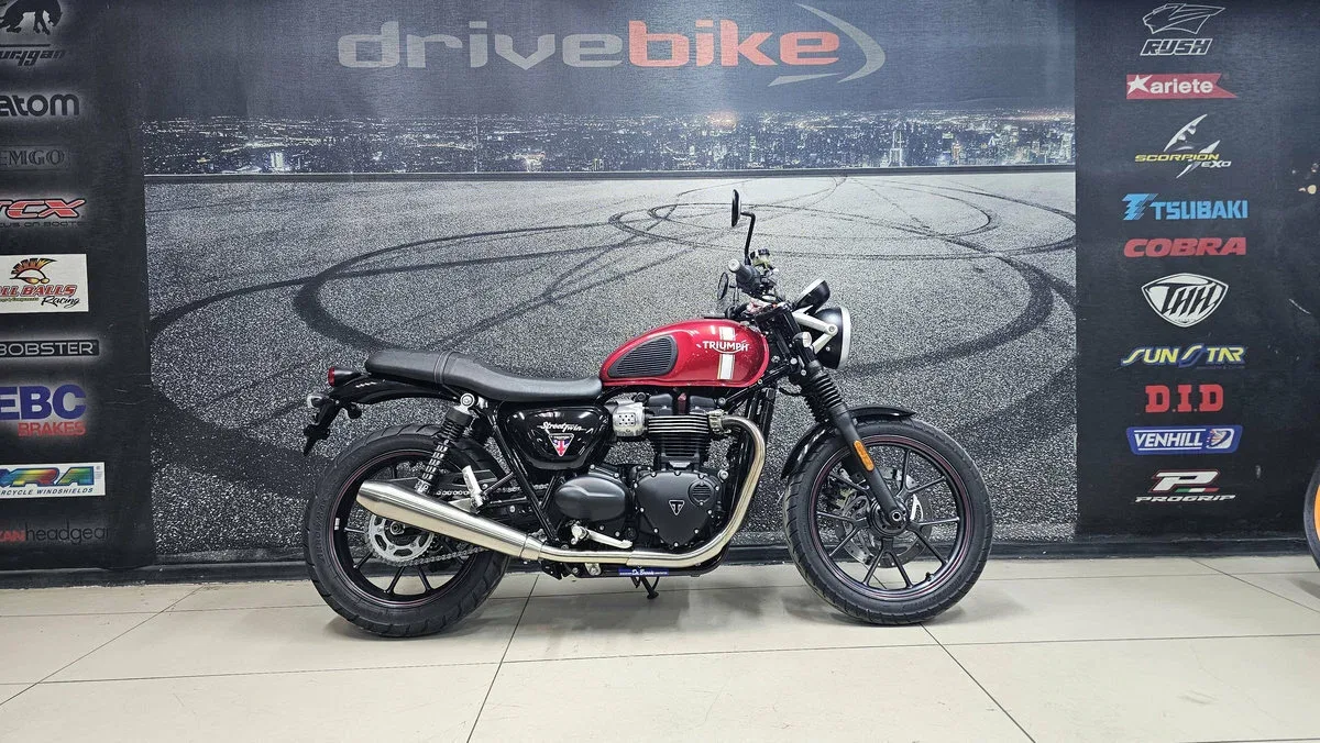 Triumph Street Twin