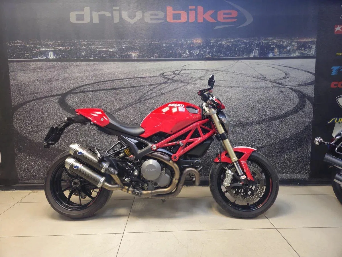 Ducati Monster 1100