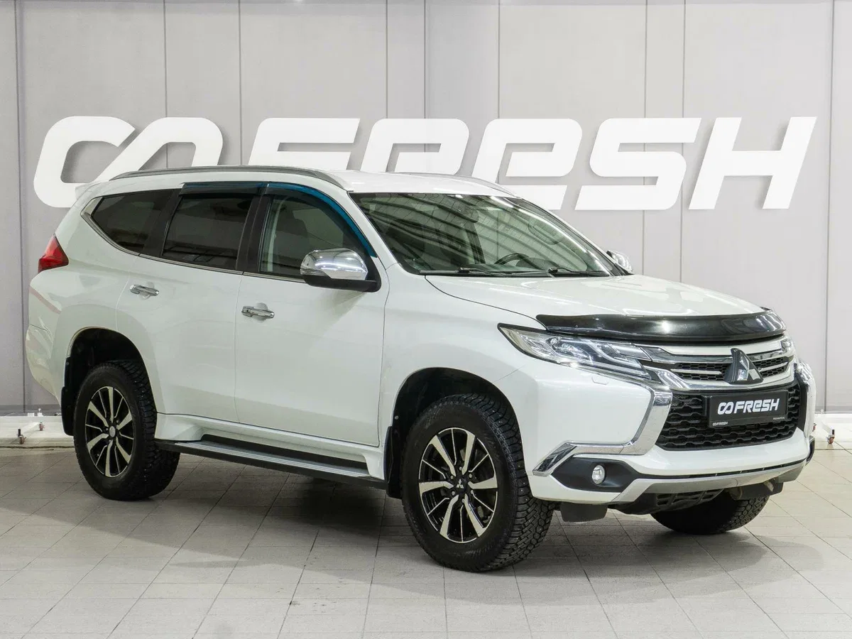Mitsubishi Pajero Sport III