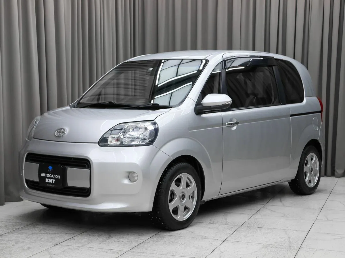 Toyota Porte II