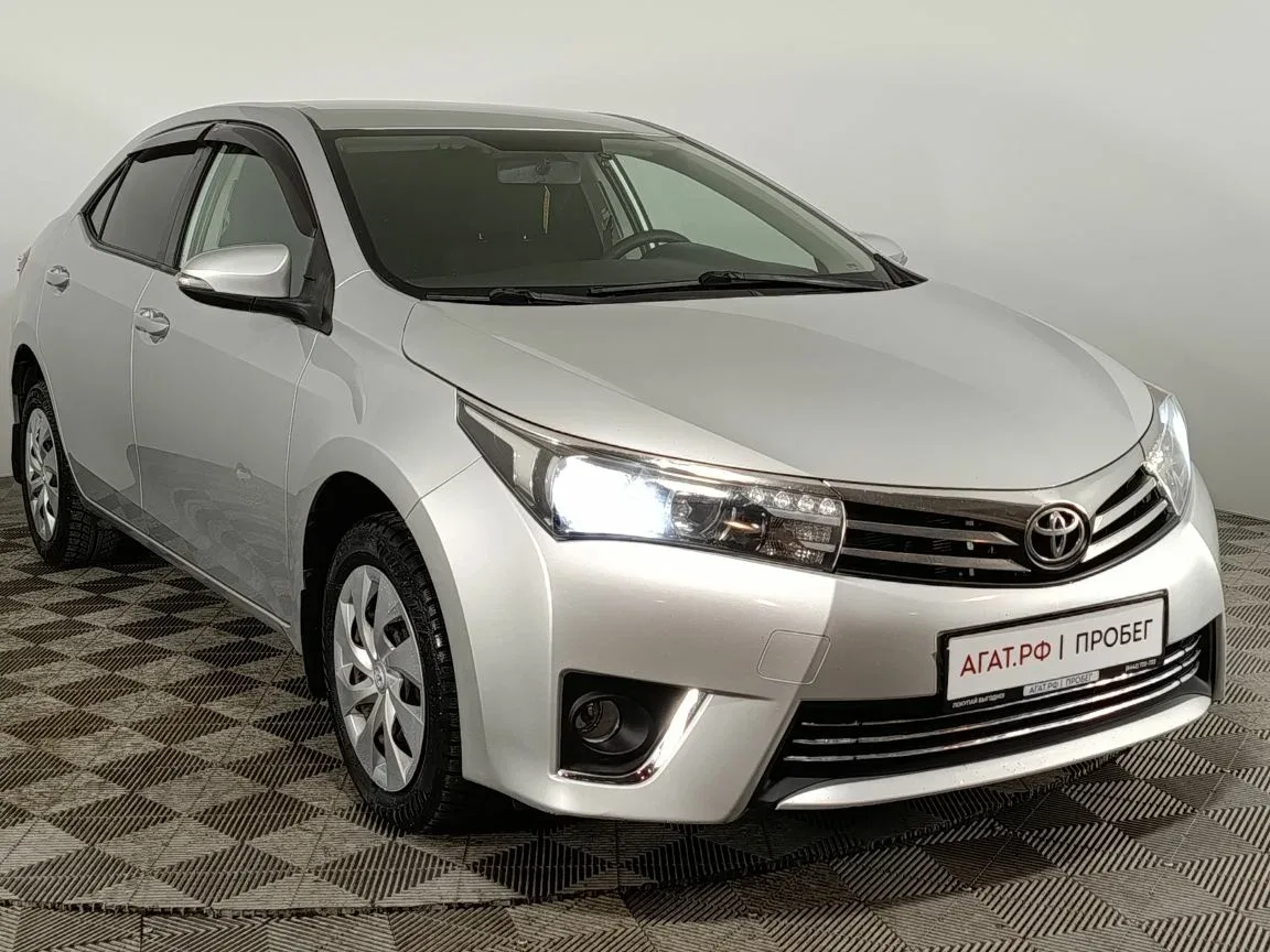 Toyota Corolla XI (E160, E170, E180)