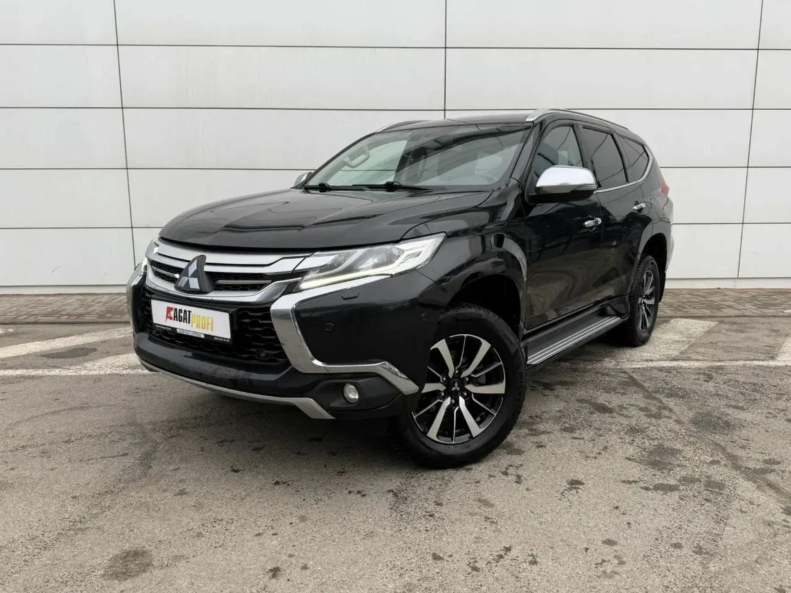 Mitsubishi Pajero Sport III