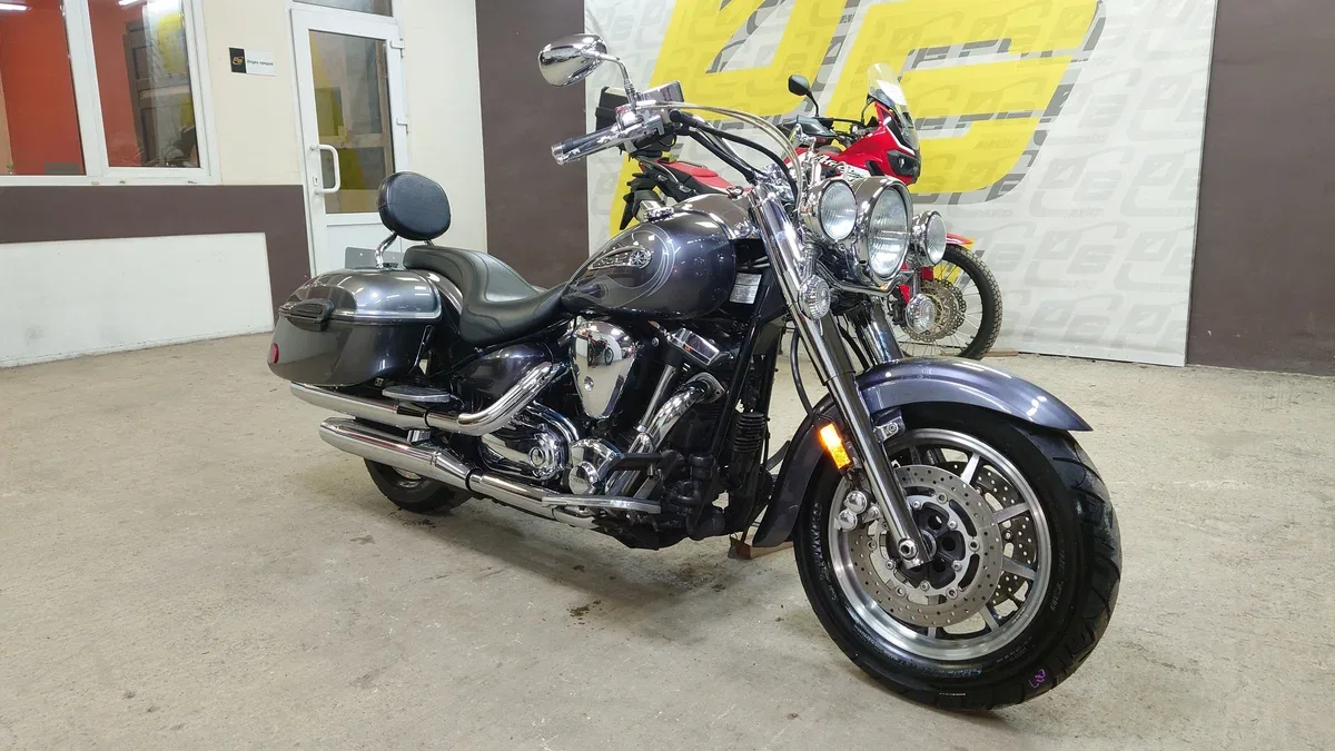 Yamaha XV 1700 Road Star