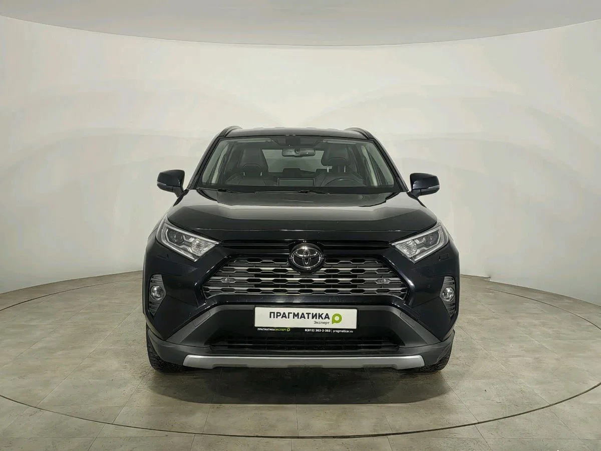 Toyota RAV4 V (XA50)