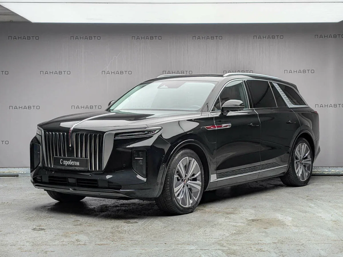 Hongqi E-HS9
