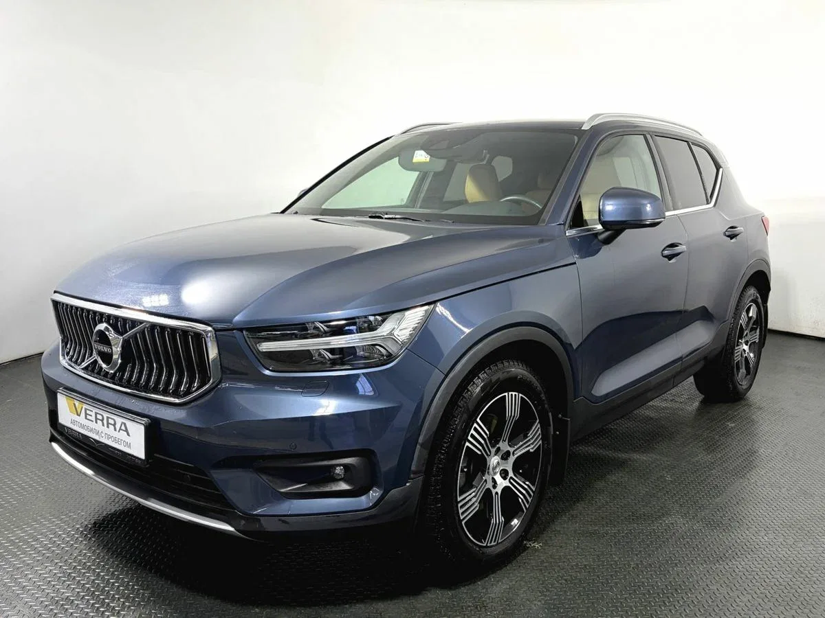 Volvo XC40 I