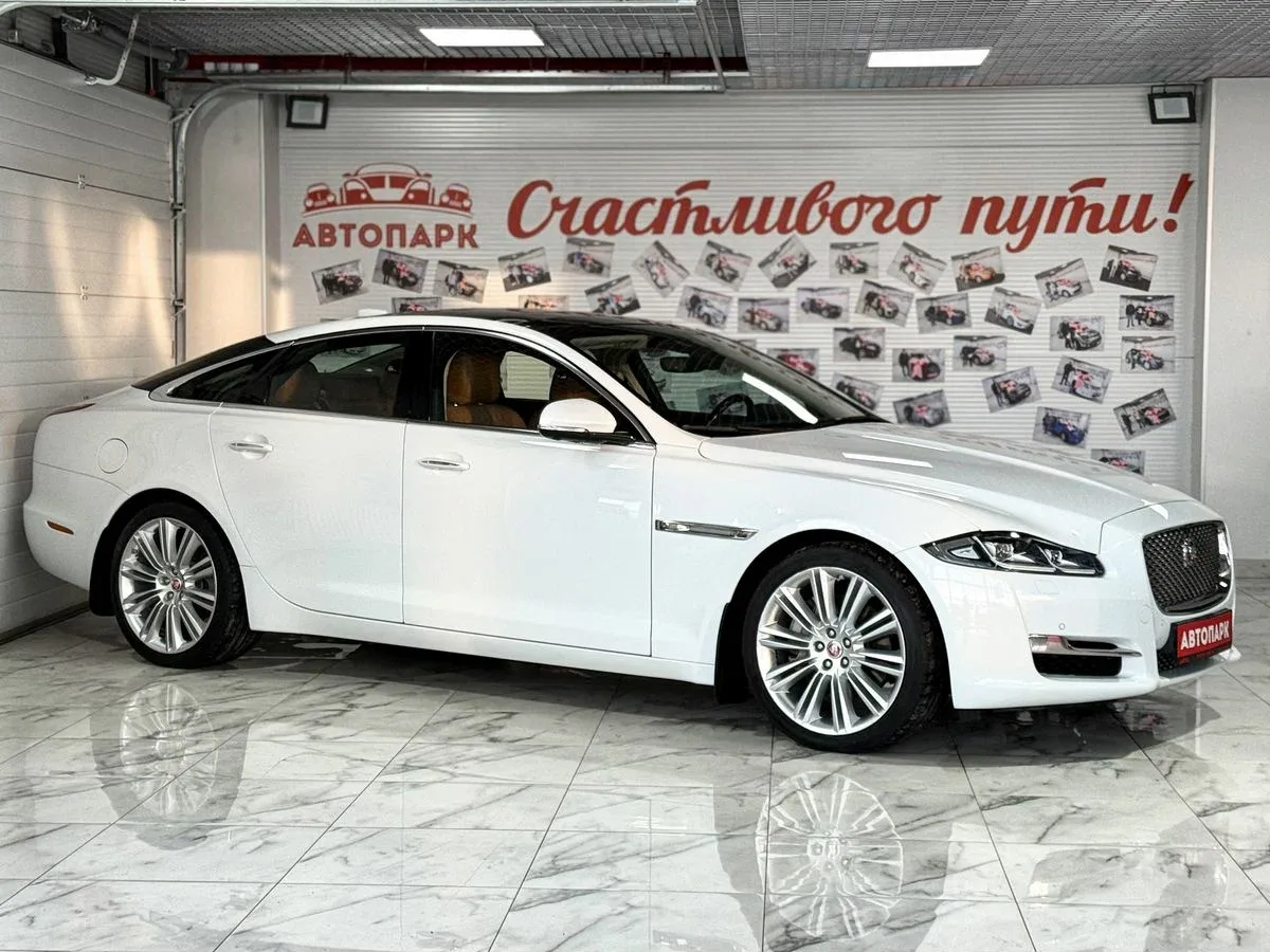 Jaguar XJ IV (X351) Рестайлинг
